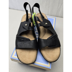 Cobbie Cuddlers Black Marlowe Faux Leather Sandals Size 9.5 Wide- NEW